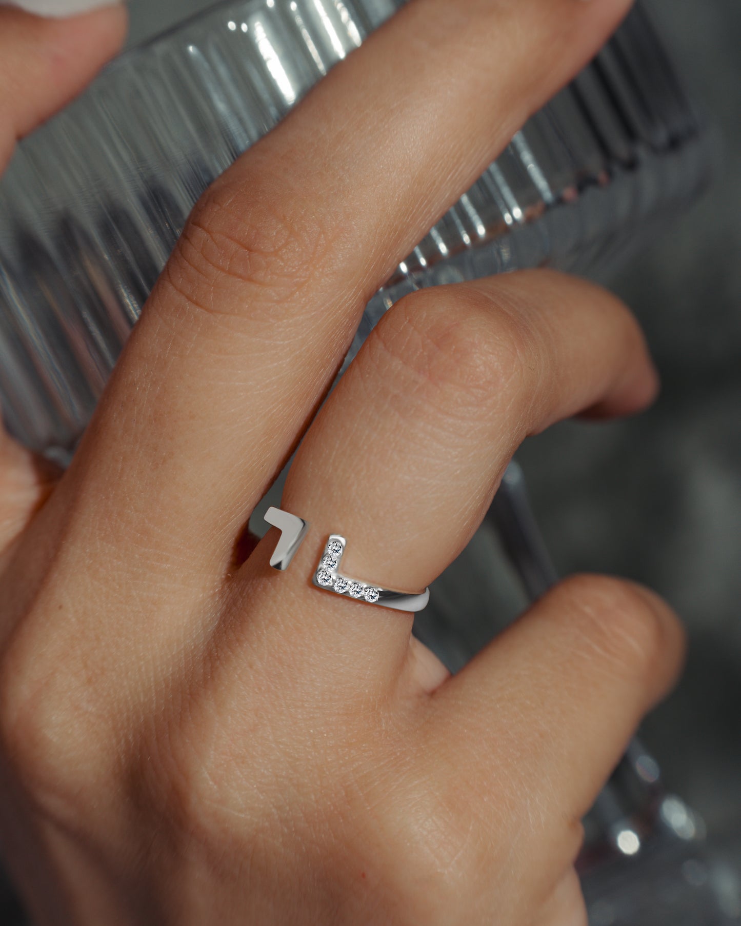 Elaris Ring