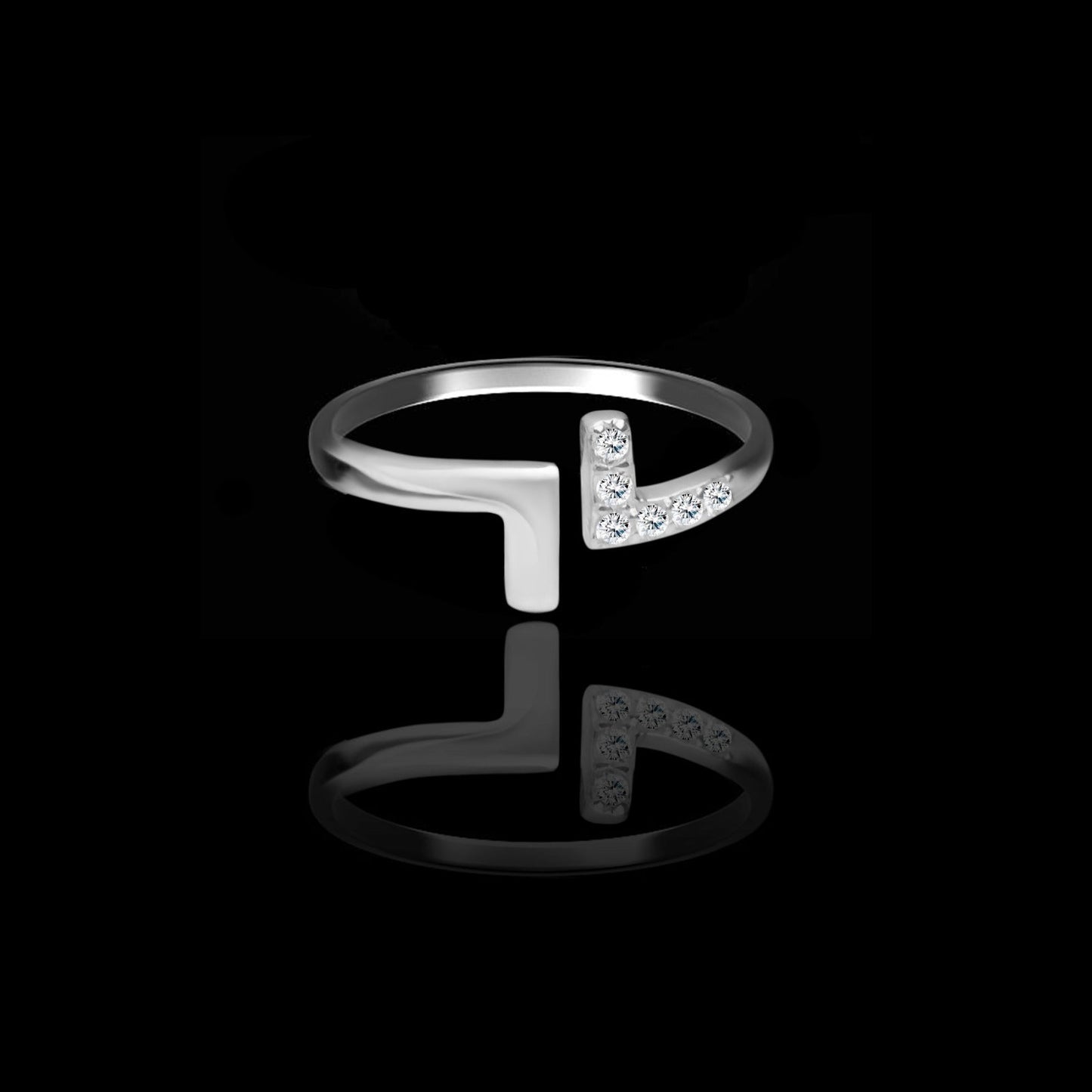 Elaris Ring